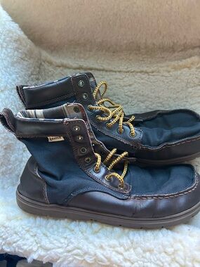 LEMS Boulder Boot Mens Navy Brown size 10.5
Missing insoles